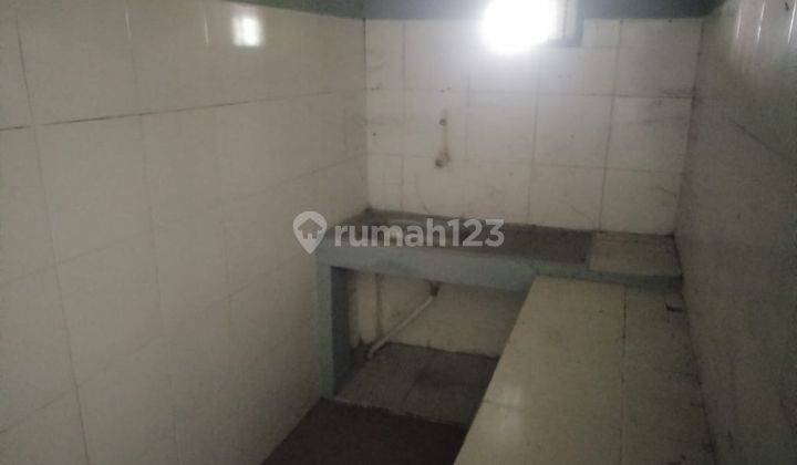 Bangunan Komersial 2 Lantai, Cangakan, Kalitrito, Berbah, Sleman 6