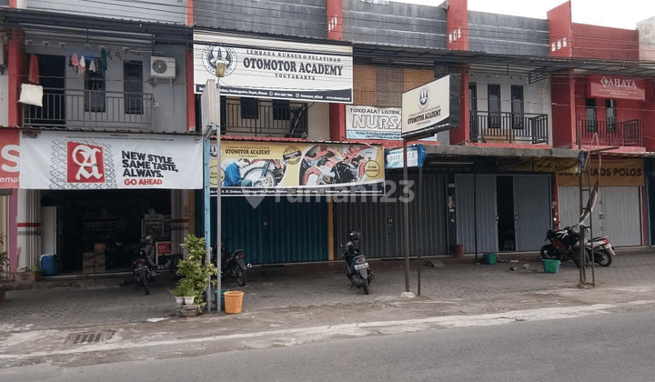 Ruko 2 Lantai Dekat Pakuwon Mall,, Depok, Sleman 1