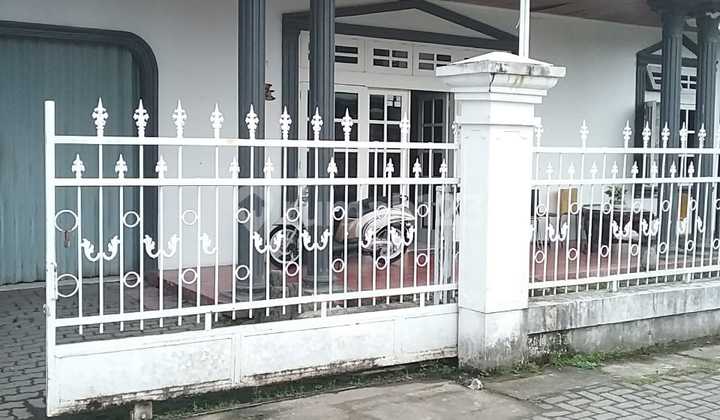 Rumah Luas Dekat Kampus Ugm, Pogung Baru, Depok, Sleman