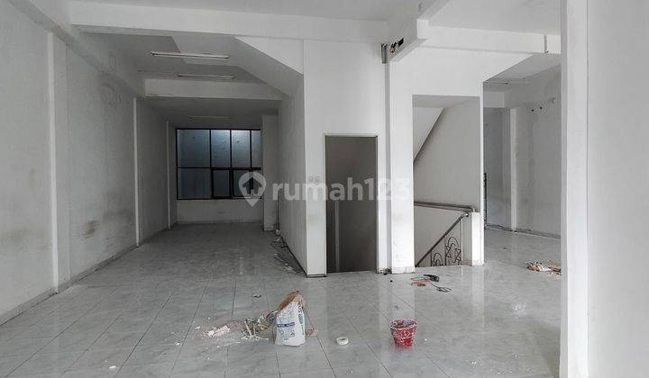 Ruko Gandeng 3 Lantai Di Hos Cokroaminoto, Wirobrajan, Jogja 12