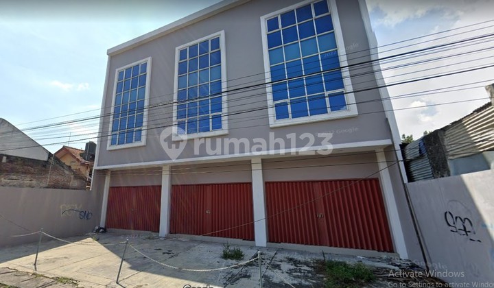 Ruko 3 Lantai Di Dekat Ambarukmo Plaza, Depok, Sleman 1