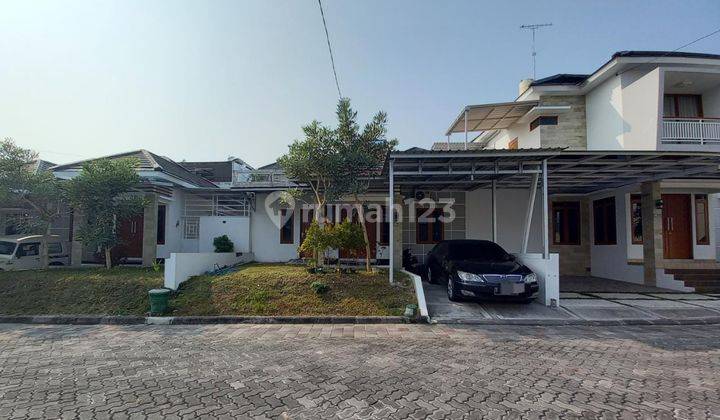 Rumah Di Perum Bumi Intan Asri, Balecatur, Gamping, Sleman 1