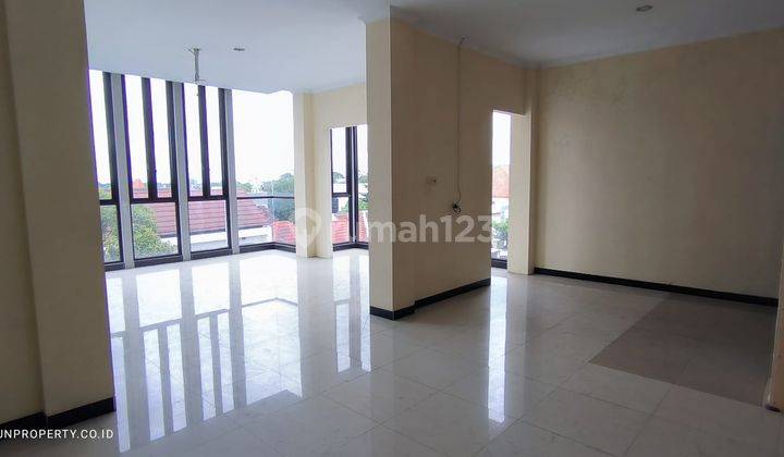 Disewakan Ruko Kantor 3 Lantai Sekitar Pakuwon 1