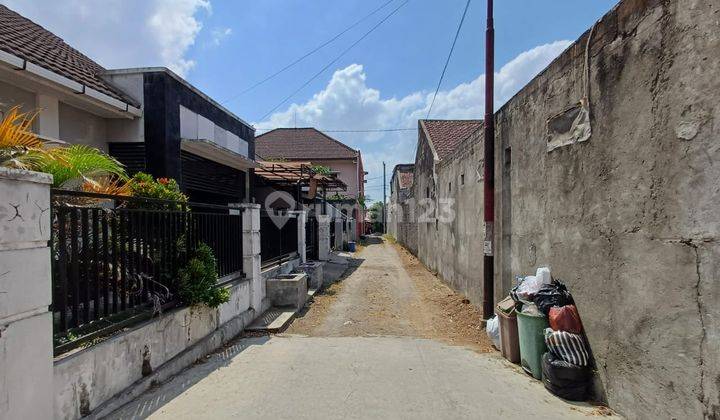 Dijual Rumah Siap Huni Di Banjeng, Maguwoharjo, Depok, Sleman 2