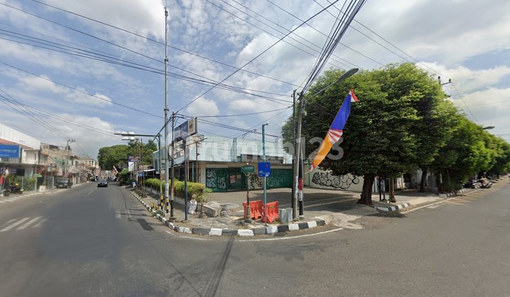 COMMERCIAL BUILDING NEAR MALIOBORO, DANUREJAN, YOGYAKARTA