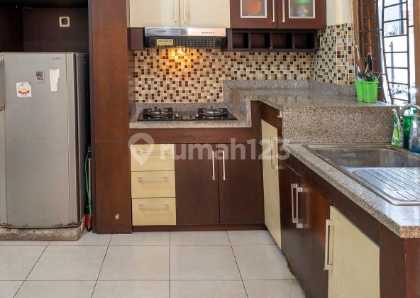 Boarding House with 12 Rooms in the UGM Campus Area, Sinduadi, Mlati, Sleman, Yogyakarta 2