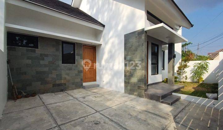 Dijual Rumah Harga Rendah Di Jl Magelang Km 7 Sleman, Jogja 2