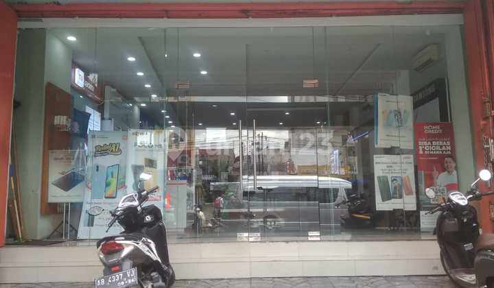 DIJUAL ATAU DISEWAKAN RUKO 3 LANTAI DI KAWASAN BISNIS DAN KAMPUS, CATUR TUNGGAL, DEPOK, SLEMAN 1
