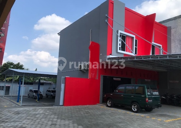 DISEWAKAN RUKO PARKIR LUAS, BANYURADEN, GAMPING, SLEMAN 1