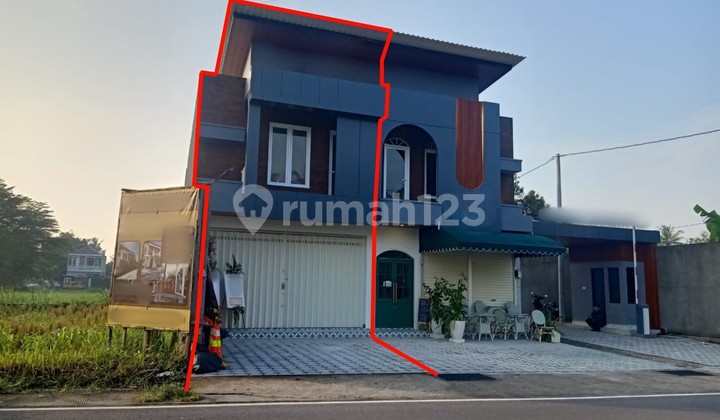 SHOPHOUSE SUITABLE FOR BUSINESS, PANDOWOHARJO, SLEMAN, YOGYAKARTA