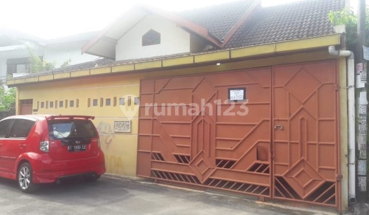 MINIMALIST HOUSE IN SIDOARUM, GODEAN, SLEMAN, JOGJA