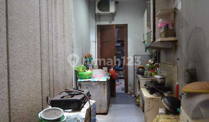 FOR SALE: MAIN HOUSE AND EXCLUSIVE BOARDING HOUSE WITH 6 ROOMS IN DEMANGAN BARU, CATUR TUNGGAL, DEPOK, SLEMAN, JOGJA 2