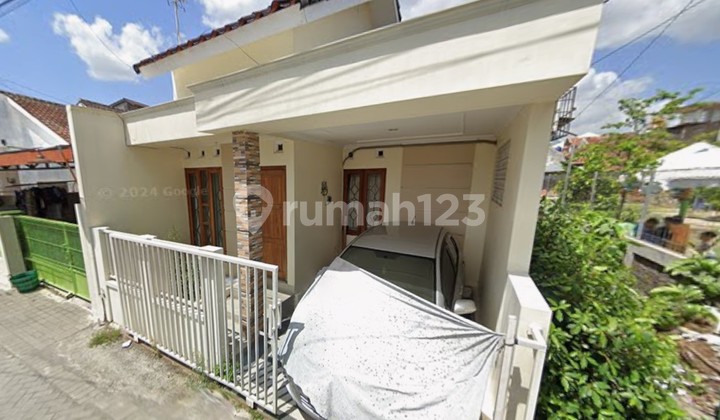 RUMAH DEKAT KAMPUS STMY, SINDUADI, MLATI, SLEMAN, JOGJA