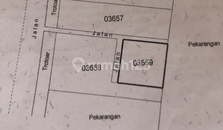 FOR RENT: SHOPHOUSE IN BUSINESS AREA NEAR UGM, SINDUADI, MLATI, SLEMAN 2