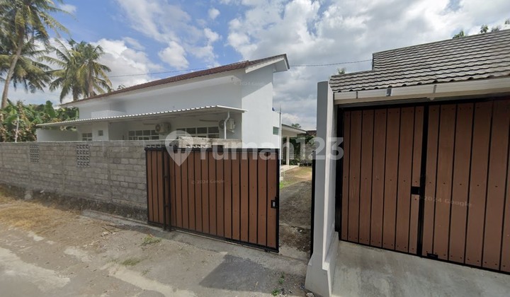 FOR SALE SPACIOUS HOUSE IN MARGOAGUNG, SEYEGAN, SLEMAN, JOGJA