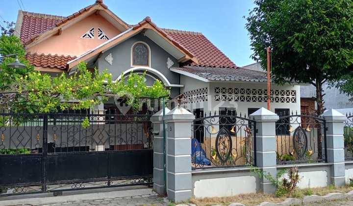 SPACIOUS HOUSE IN THE CITY CENTER NEAR JEC, JOMBLANGAN, BANGUNTAPAN, BANTUL, JOGJA