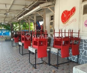 Commercial House in the Restaurant Area, Karangwaru, Tegalrejo, Yogyakarta 2