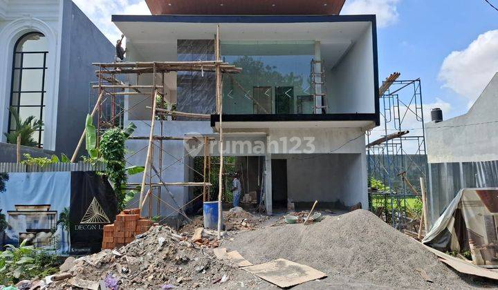 Dijual Rumah Mewah Baru 2 Lantai Di Banyuraden Sleman 1