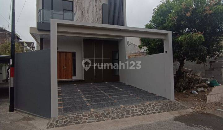 Rumah Premium 2 Lantai Konsep Kontemporer di Banteng Jl Kaliurang Km 8 Sleman Yogyakarta sebelah Barat Gardu Pln  2