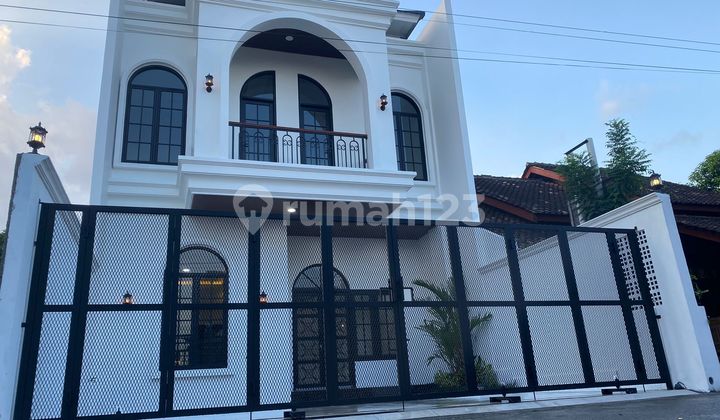 Rumah Mewah Baru Siap Huni Dekat Kampus Lokasi Strategis 