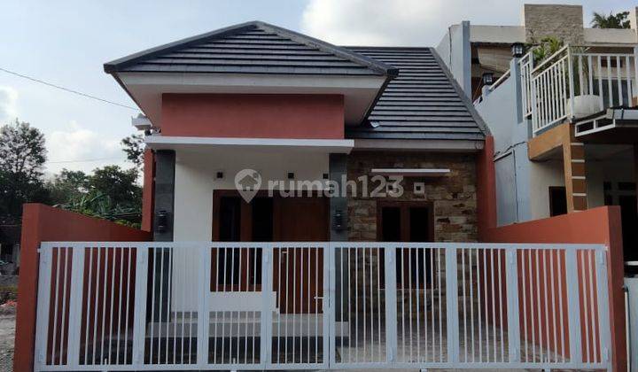 Rumah Minimalis Desainnya Elegan  1