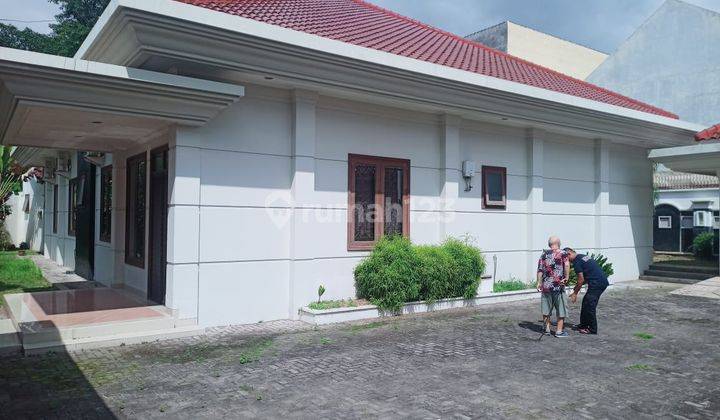 Rumah Mewah 1 Lantai, Tanah Luas di Pogung Baru Jl. Pandega Marta 2