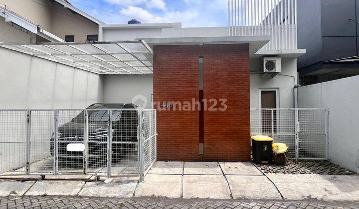 Murah Mantab Dijual Rumah Cantik Desain Minimalis Semi Furnished 1