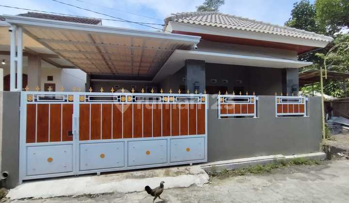 Rumah Siap Huni Lokasi Strategis 