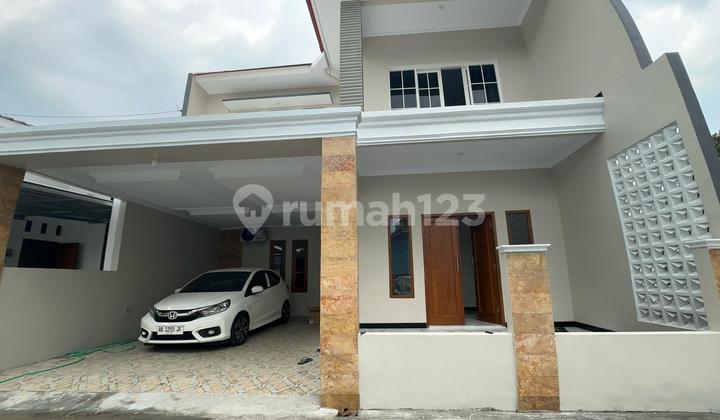 Beautiful House Ready to Live In Strategic Location Sleman SHM