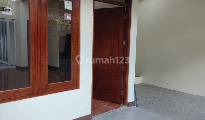 Rumah Bagus Unfurnished SHM di Wedomartani Ngemplak Sleman
, Sleman 2