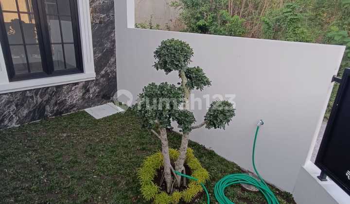 Rumah Siap Huni Konsep Klasik Modern Lokasi Strategis Sleman 2