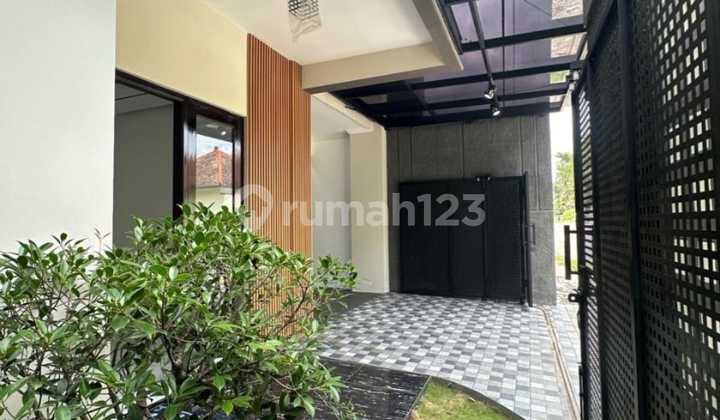 Rumah Mewah Siap Huni Dekat Tempat Kulineran 2