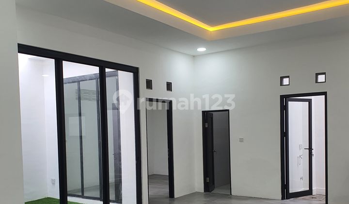 Rumah Baru Cantik Tema Industrial Lokasi Strategis Mlati Sleman