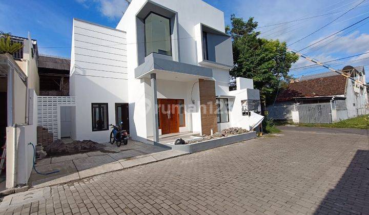 Dijual Rumah Dalam Perumahan Dekat Kampus Uii Jakal 1