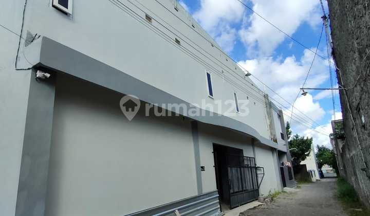 Kost Esklusif Bangunan Baru Lokasi Dekat Banyak Kampus