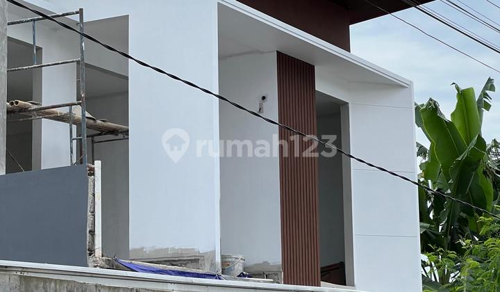 Rumah Mewah Lokasi Strategis Maguwoharjo