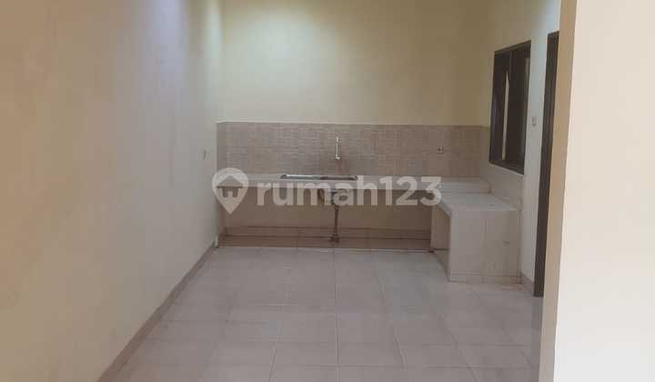 CITY RESORT HOUSE - STRATEGIC LOCATION CITY RESORT HOUSE - STRATEGIC LOCATION