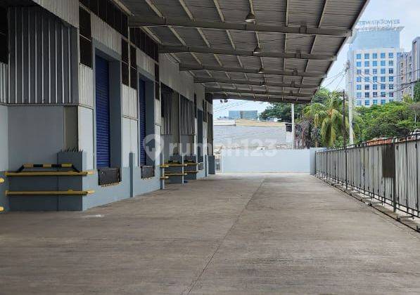 GUDANG PERGUDANGAN MUARA KARANG - AKSES CONT. 40", LOADING DOCK, TINGGI GDG 9-14 M, KEKUATAN LANTAI 5 TON 1