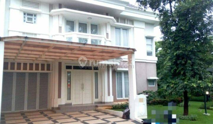 Di jual Rumah cantik Hoek full furnish di Cluster Vernonia Summarecon Bekasi.

 1