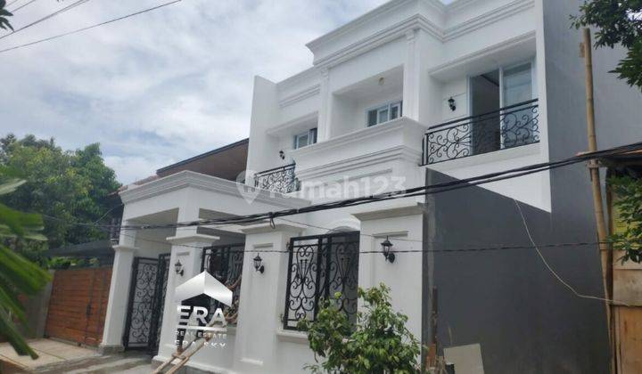 Rumah di Komplek Billymoon 2 Lantai SHM dijakarta timur  1