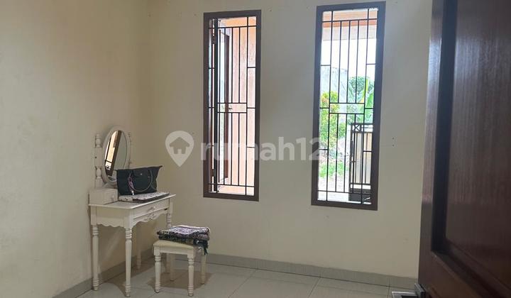 House for Sale Inside the South Meruya Complex, Well-Maintained Building 2