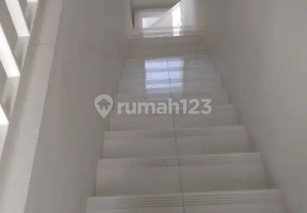 Dijual Rumah Minimalis Lokasi Sangat Strategis Discovery Bintaro Jaya 2