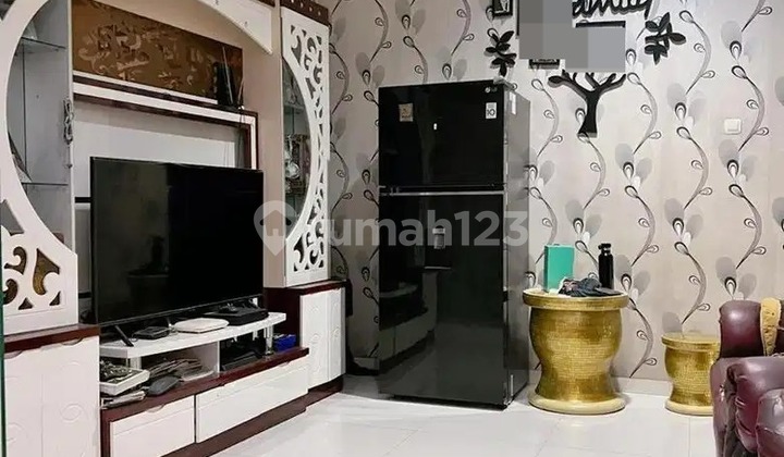JUAL CEPAT RUMAH DI ULUJAMI SIAP HUNI SEMI FURNISH DEKAT FASUM