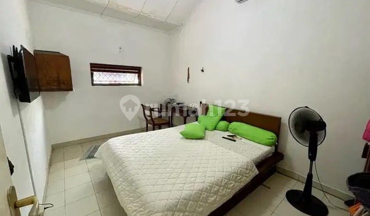 For Sale Furnished House Quiet Area in Rengas Ciputat Near Station 2