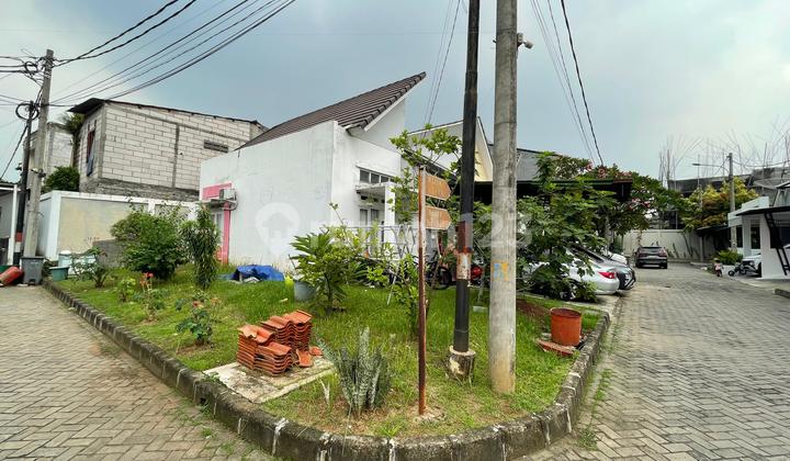 Dijual Rumah Hook Lokasi Nyaman di Cluster Jurangmangu Barat 2