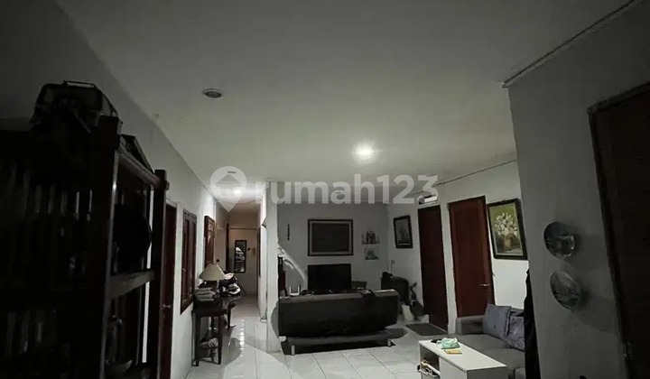 Dijual Rumah di Pejompongan Jakarta Pusat Sangat Cocok Untuk Kost 2