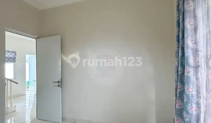 Dijual Rumah Hunian Strategis Siap Huni, Cantik, Rapi, Terawat Lokasi Serpong 2