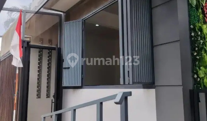 Eksklusif Home Mahagoni Bintaro - Akses Tol 300 M - Private Pool