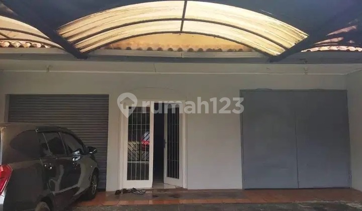 Jual Cepat Rumah Lokasi Strategis Di Pinggir Jalan Utama di Bintaro Sektor 1