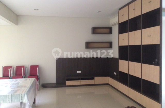 Rumah Siap Huni Dekat Akses Tol di Area Joglo Jakbar 2